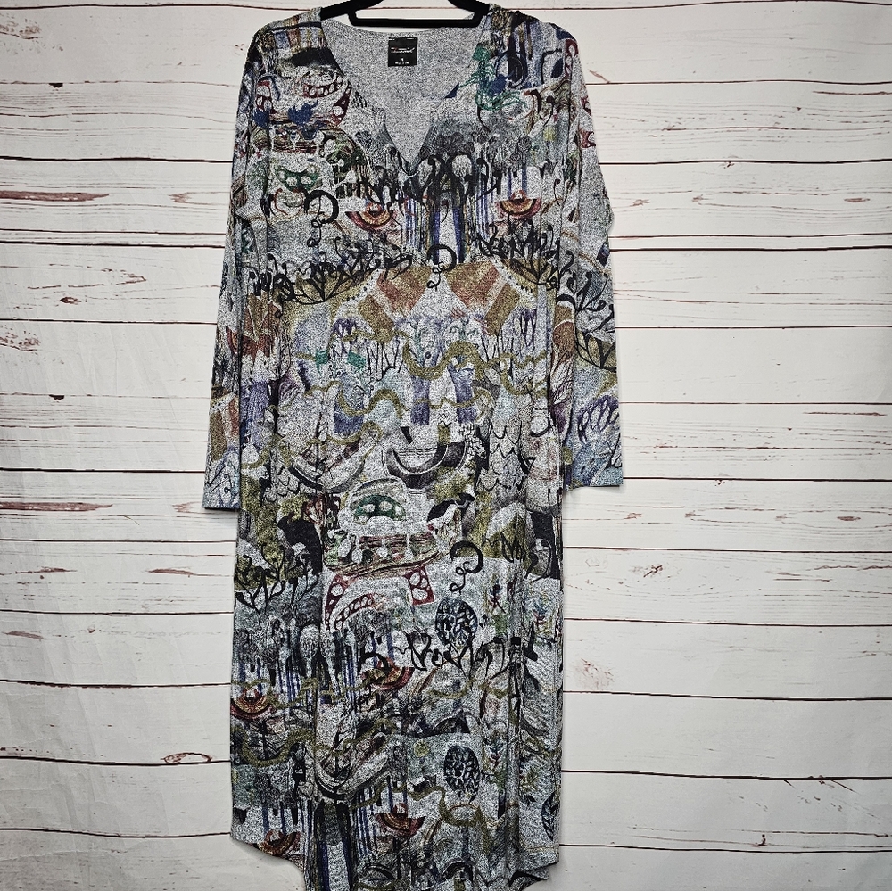 Inoah Wearable Art Abstract Print Long Sleeve Dress